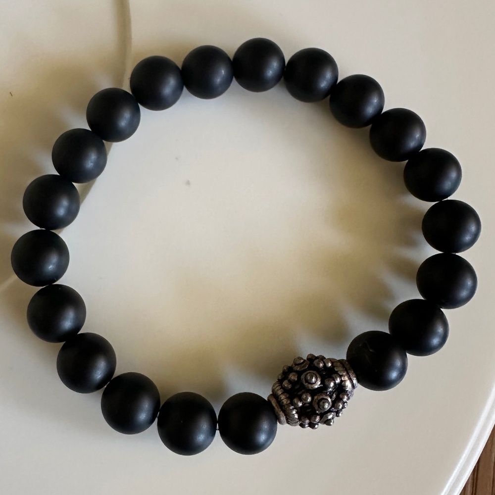 CLASSIC 8mm Matte Onyx Stretch Bracelet Black Silver Tibetan Spacer 6–7” - Picture 4 of 7